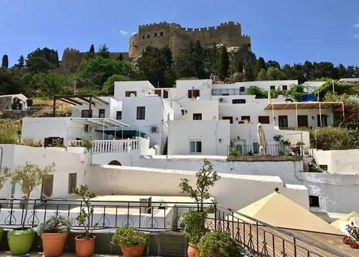 Maris & Líndos