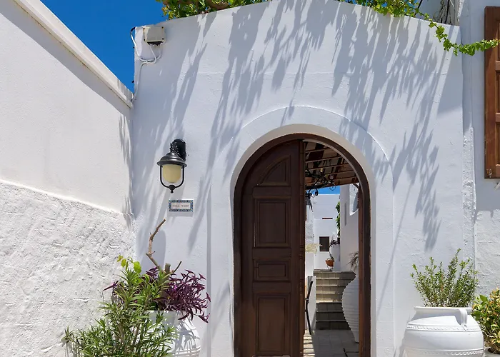 Maris & Apartment Lindos (Rhodes)