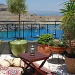 Apartament Maris &