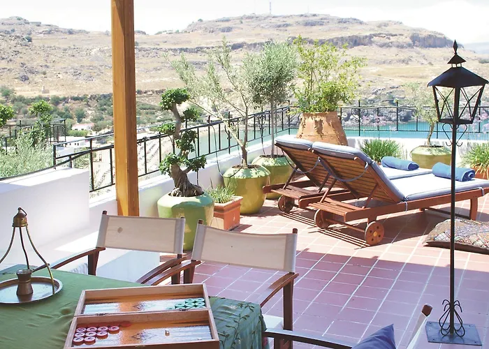 Maris & Apartment Lindos (Rhodes)